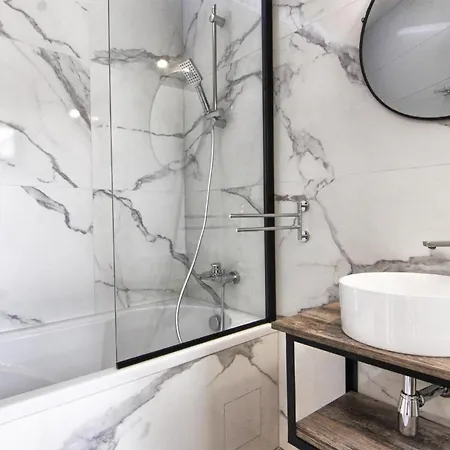 Cozy In With Wifi * Turanj